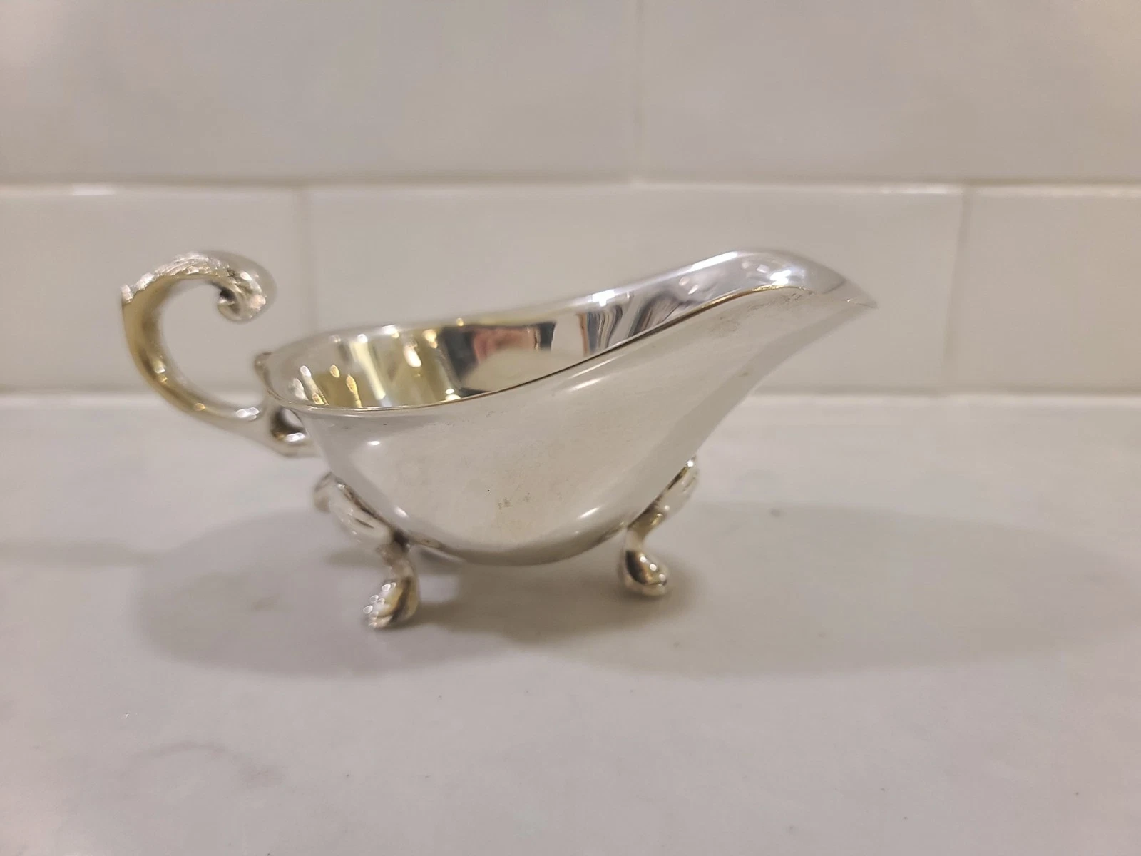 Vintage Silver Plated Gravy Boat Sauce Saucier Georgian Ornate 3 Footed Unmarked - Image 2