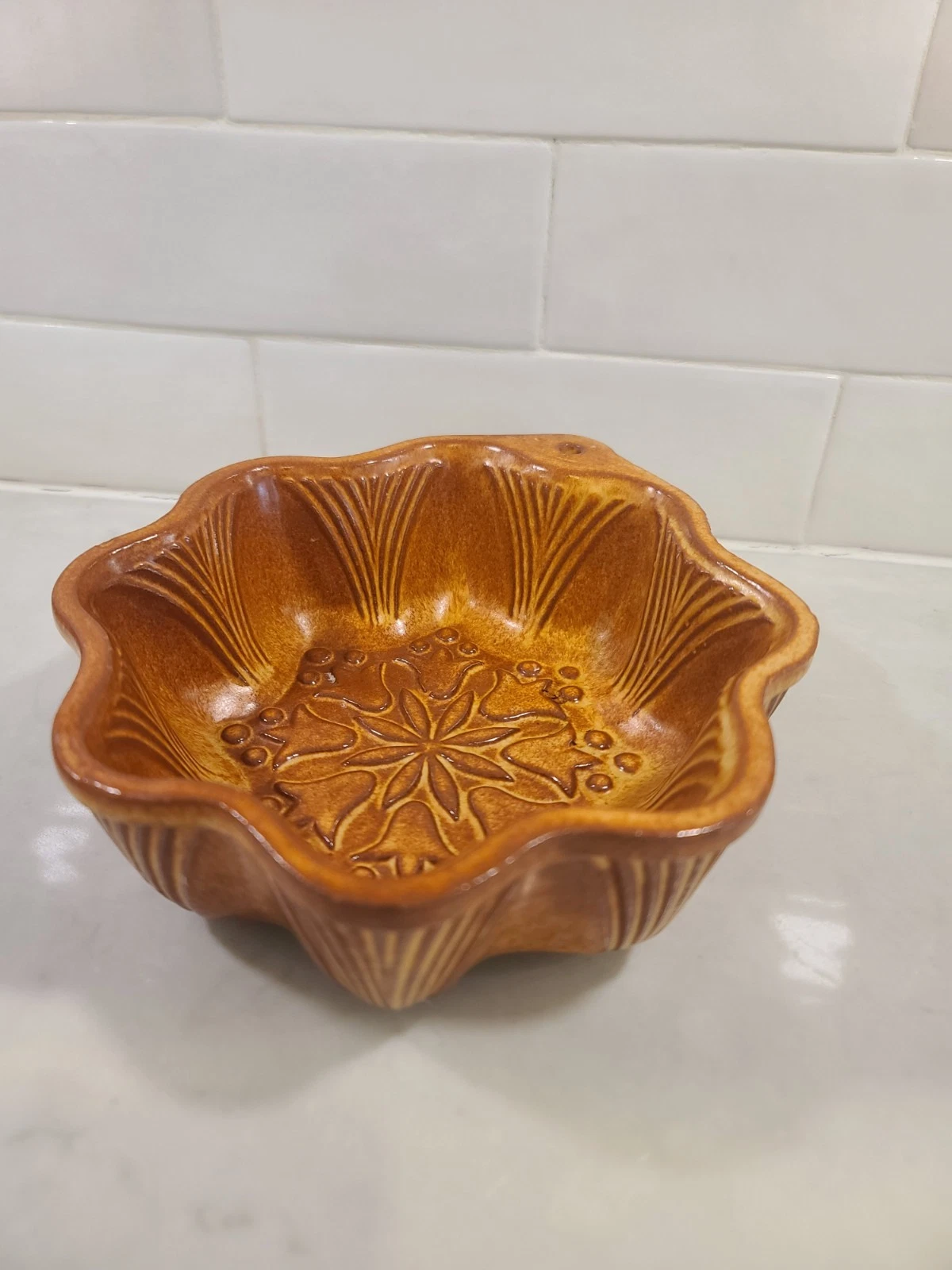 Vintage French Terracotta Cake Mold - Amber Glazed Earthenware Snowflake Floral - Image 4