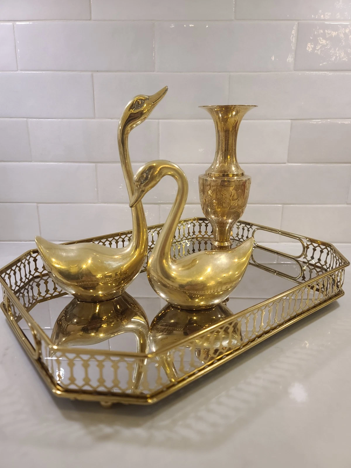 BRASS FINISH HEXAGON MIRRORED TRAY VANITY PERFUME CHIC LUXURY Gallery Display - Image 4