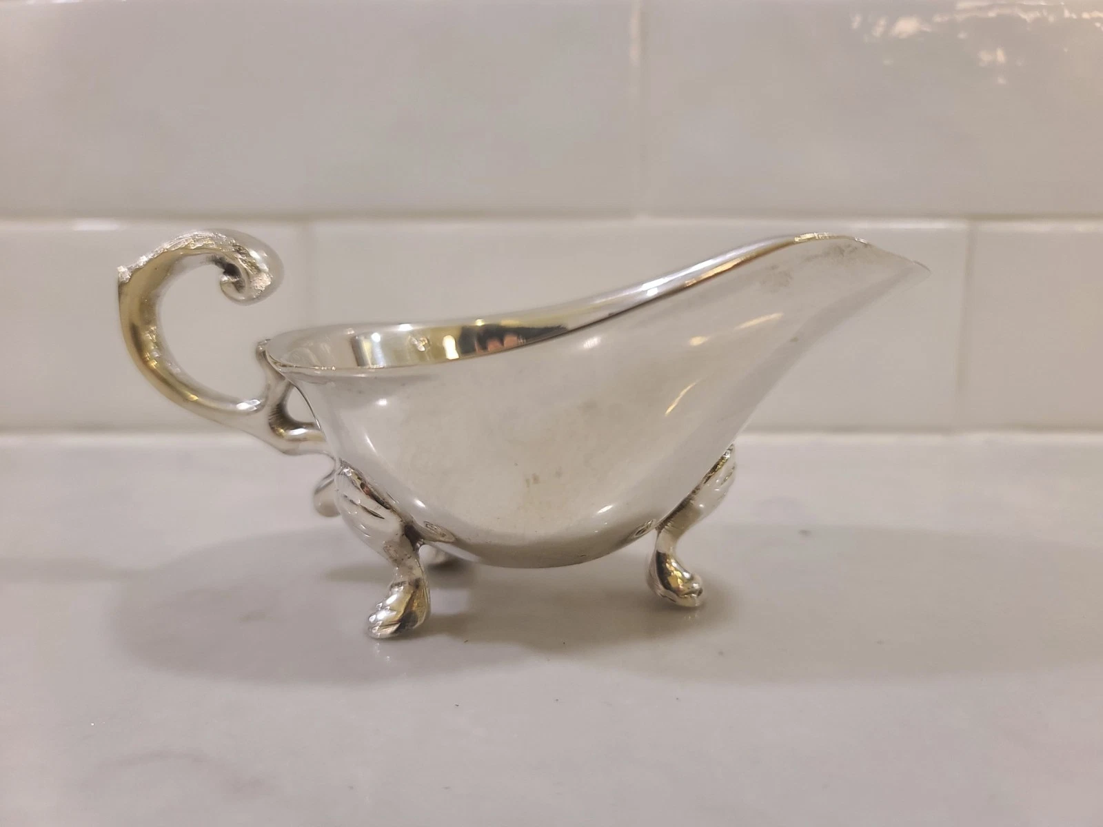 Vintage Silver Plated Gravy Boat Sauce Saucier Georgian Ornate 3 Footed Unmarked