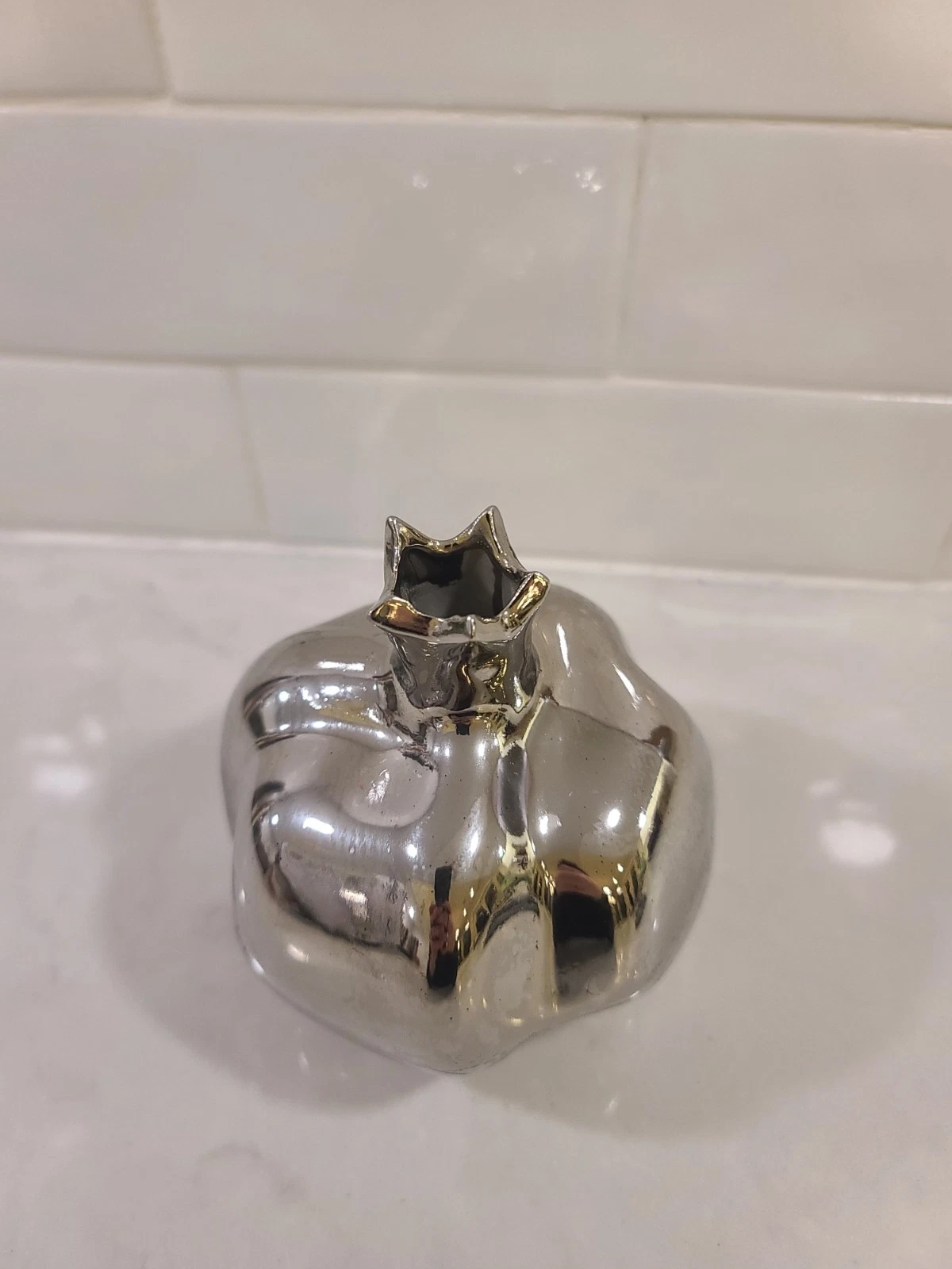 Pomegrante Vase - Three Hands Corp Metallic Silver Finish Ceramic Vase Decor - Image 6