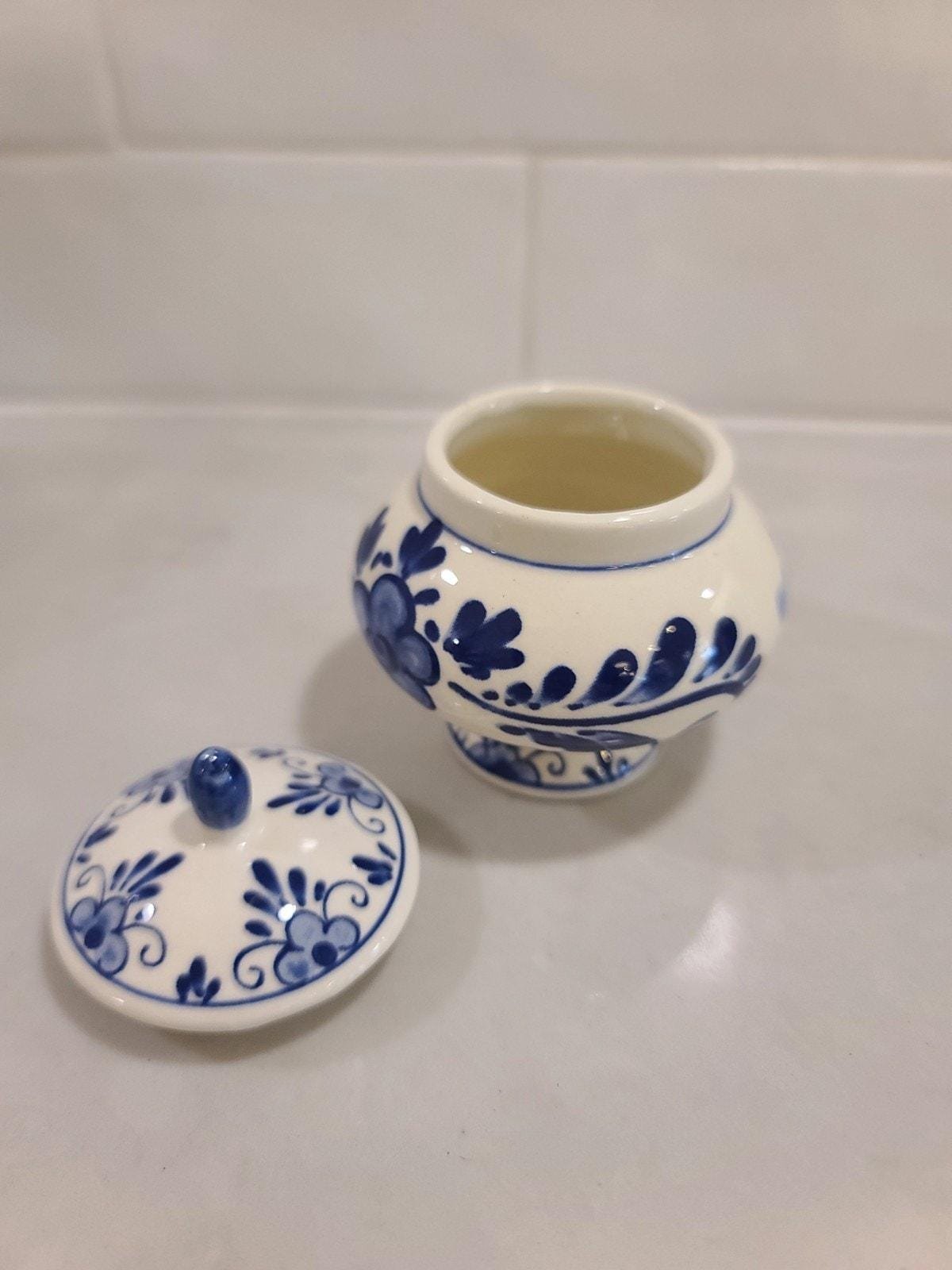 auth vtg delft blue holland hand-painted sugar bowl trinket jar box urn 3.5” - Image 5