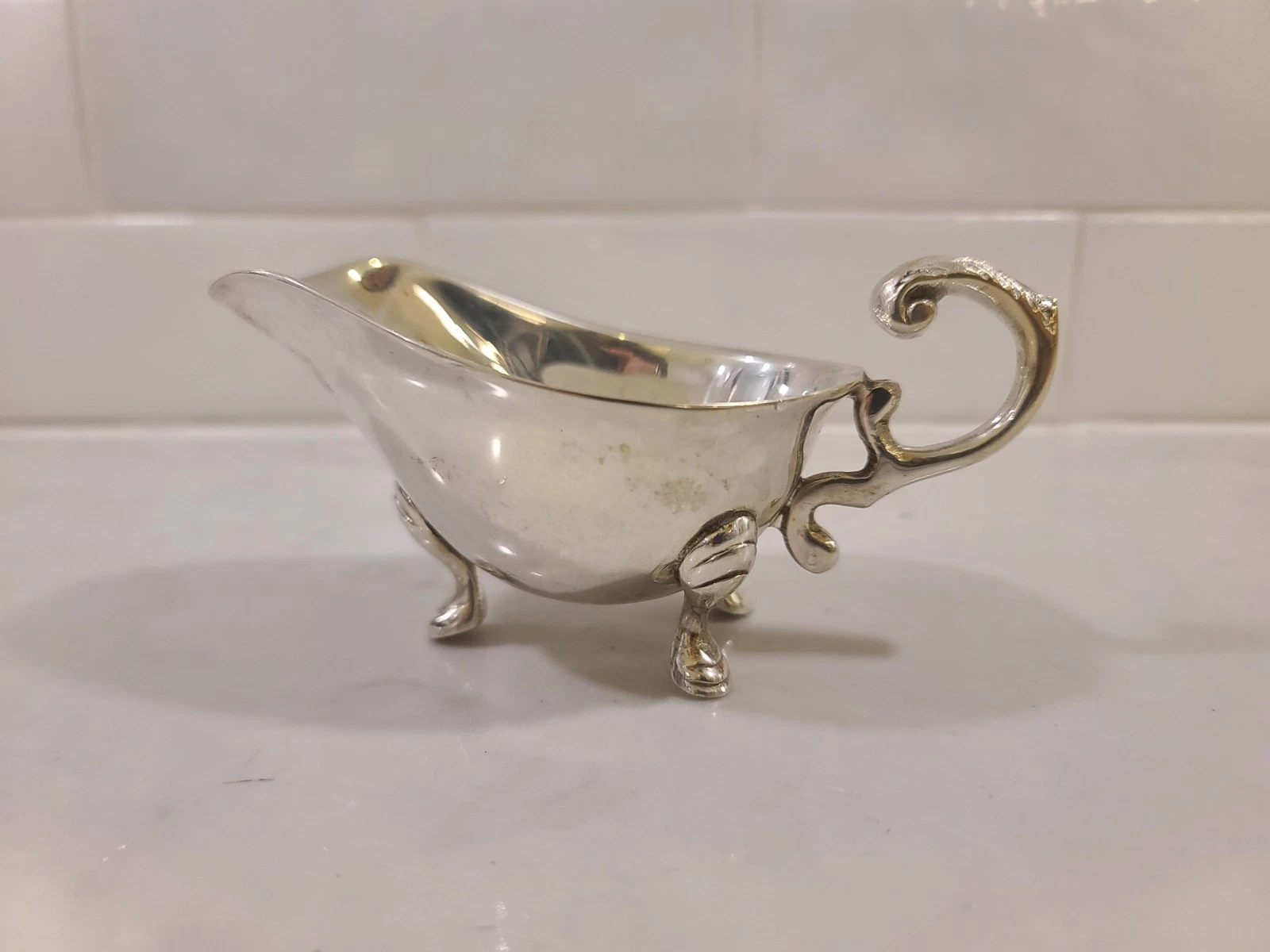 Vintage Silver Plated Gravy Boat Sauce Saucier Georgian Ornate 3 Footed Unmarked - Image 5