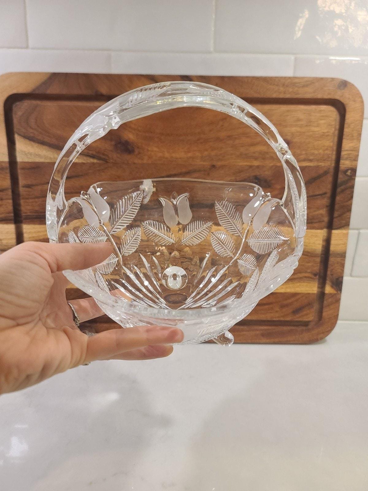 Vintage Polish Lead Crystal Basket Bowl, Frosted Tulip Pattern with Handle, 3-Footed Bridal Centerpiece - Image 7